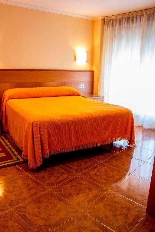 Hotel Mabu Ourense Rom bilde